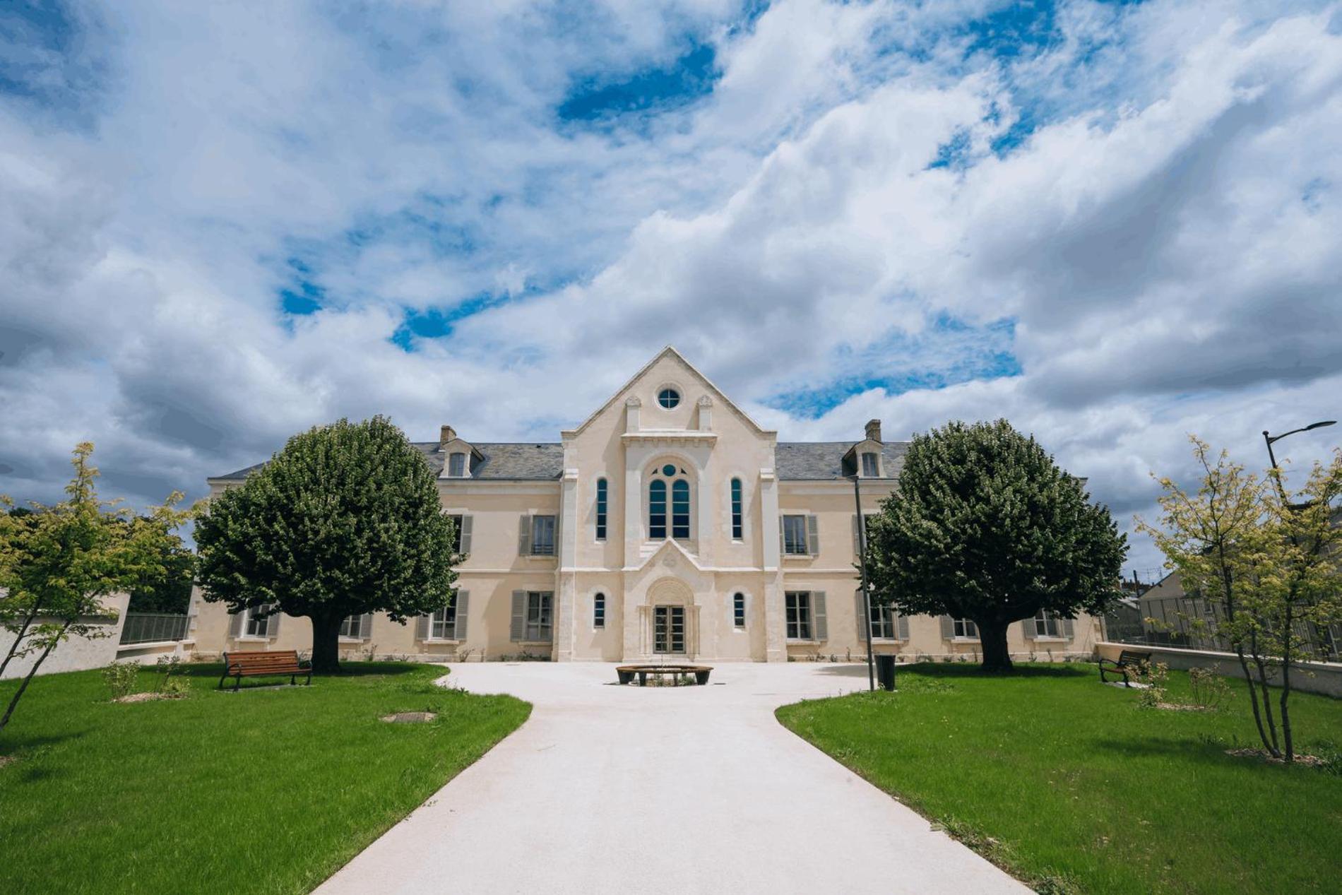 Appart Hotel Saint-Denis Châteauroux Buitenkant foto